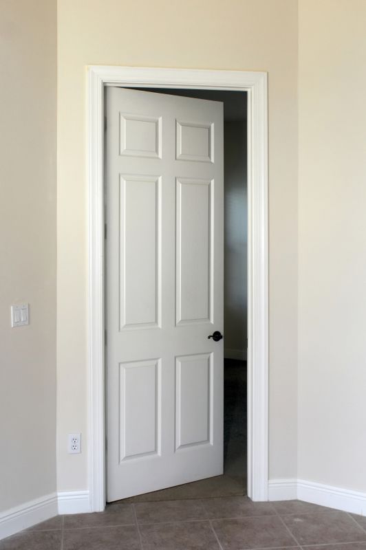 Accordion Door Repair in Conroe, TX